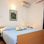 Ro-ela 3* Trsteno