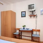 Guest house Ro-ela 3*