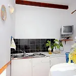 Ro-ela Guest house