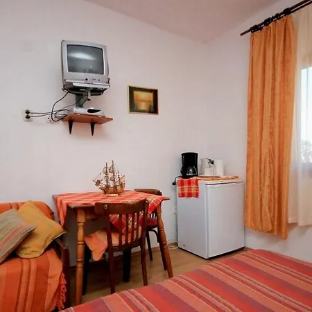Ro-ela Konukevi 3*