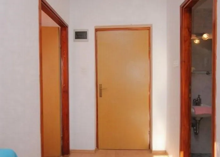 Ro-ela Pensionat Trsjteno